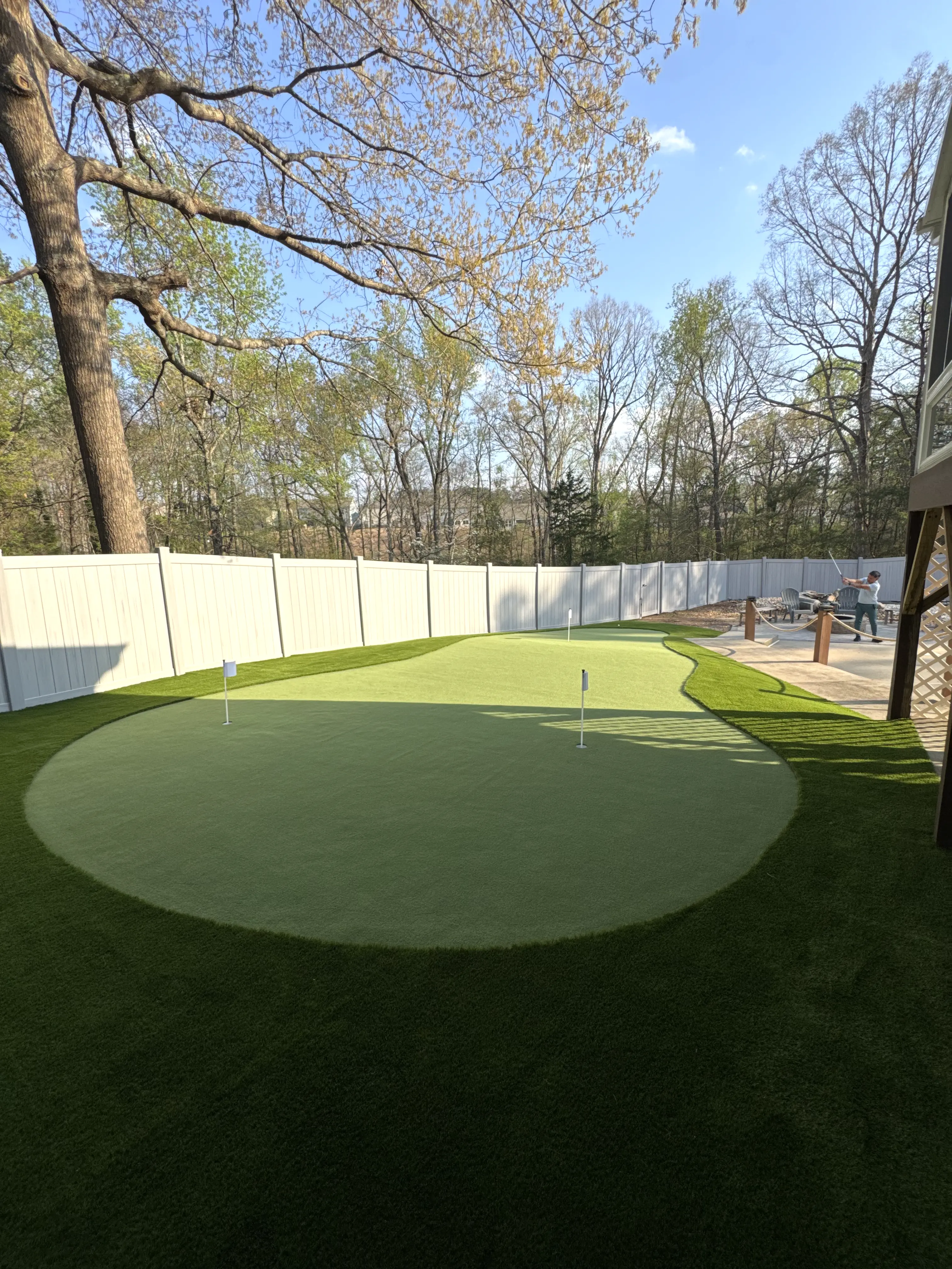 Putting Green & Fringe Lawn — White Vinyl Fence